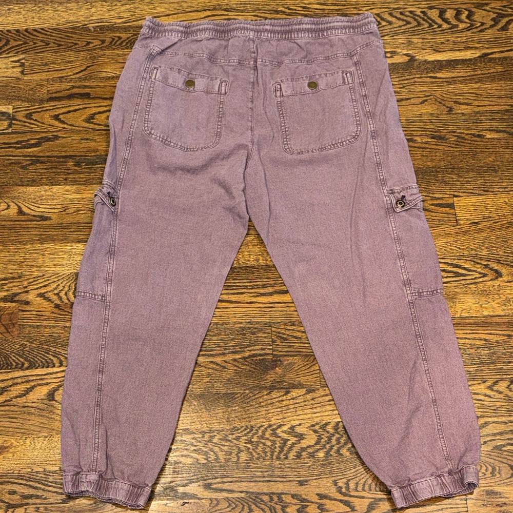 Anthropoloige Dusty Purple Cargo Linen Jogger Pants Women's L - Picture 7 of 7